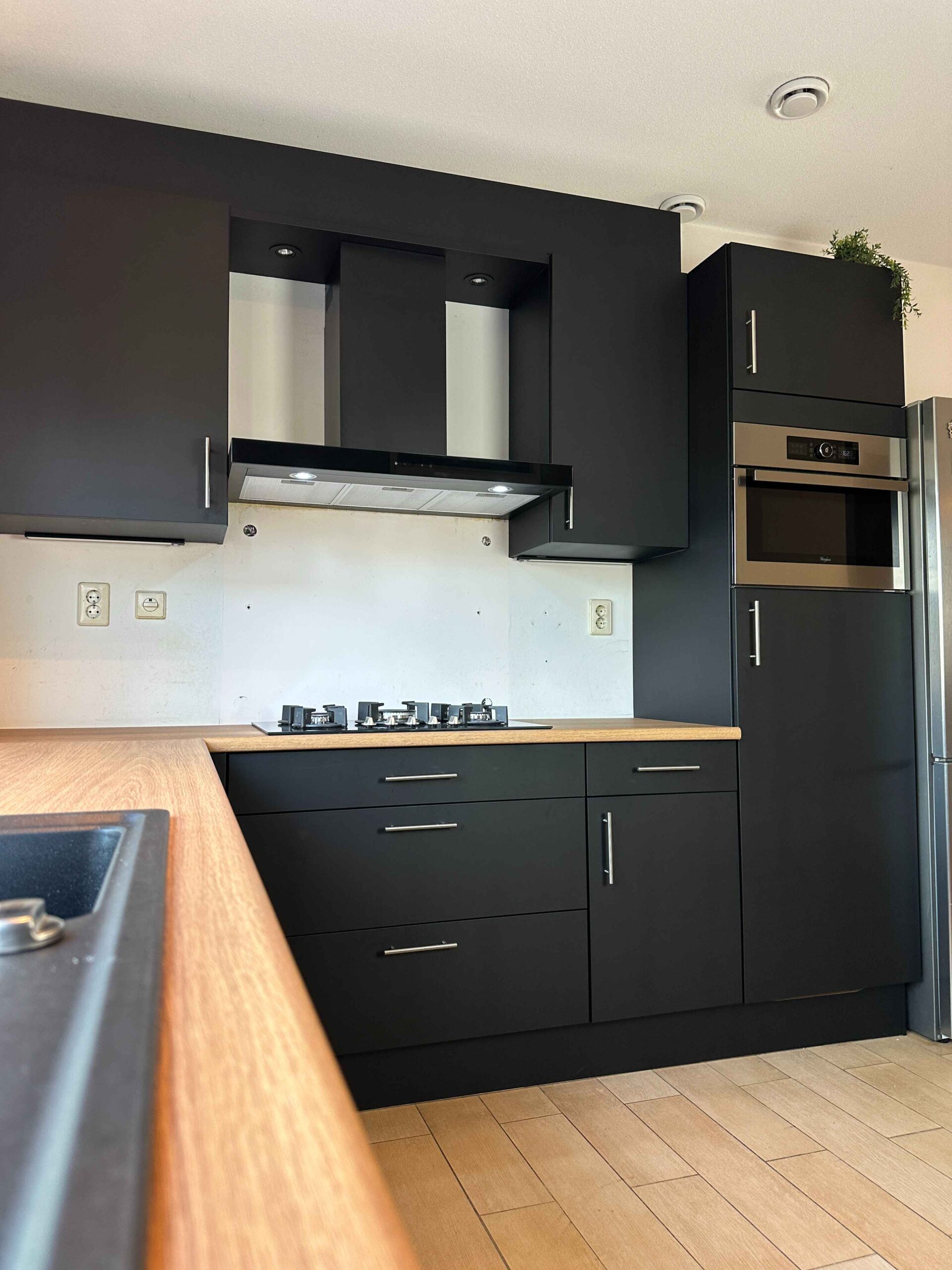 Keuken wrappen zwart voorbeeld