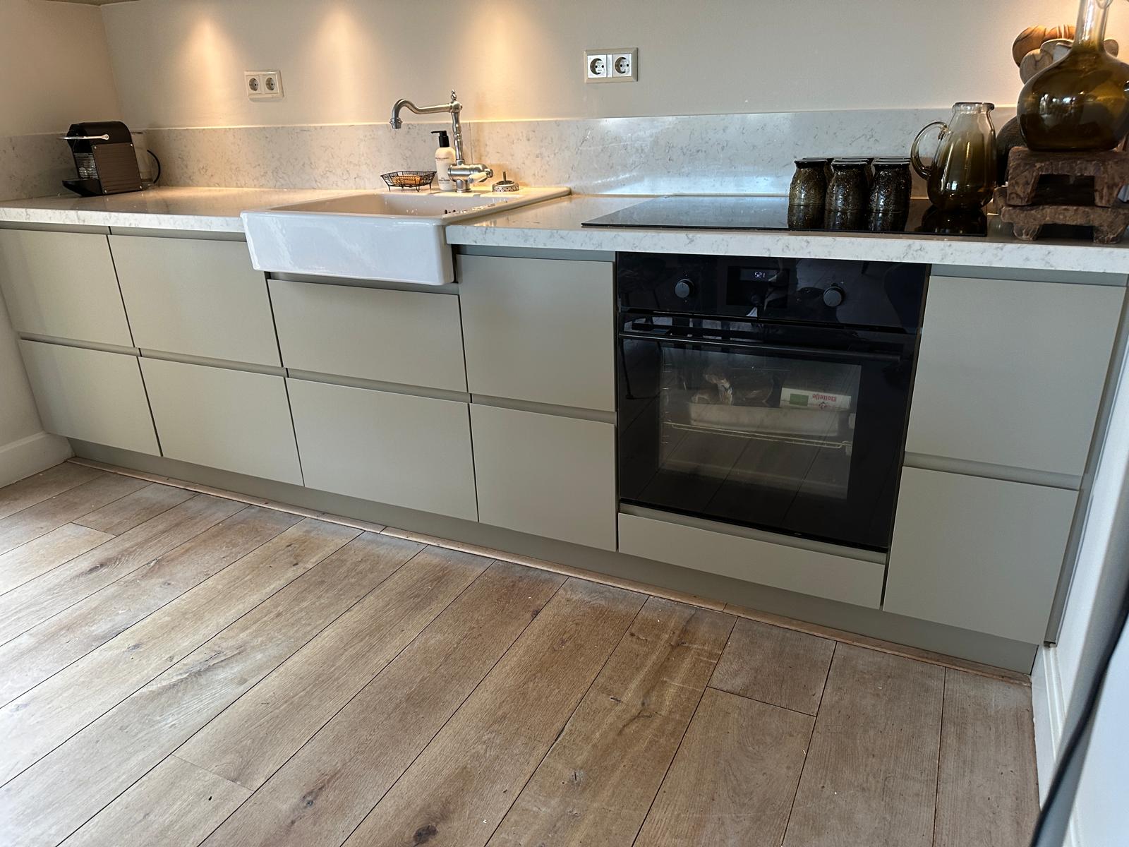 keukenkastjes wrappen beige